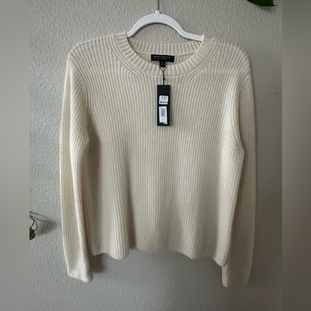 NWT Banana Republic cashmere sweater size medium